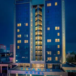 Titanic Port Bakirkoy ***** Стамбул